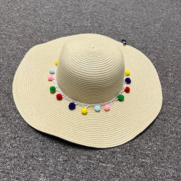 NWT Straw Pom Pom Sunhat By Lane Bryant - Picture 3 of 4